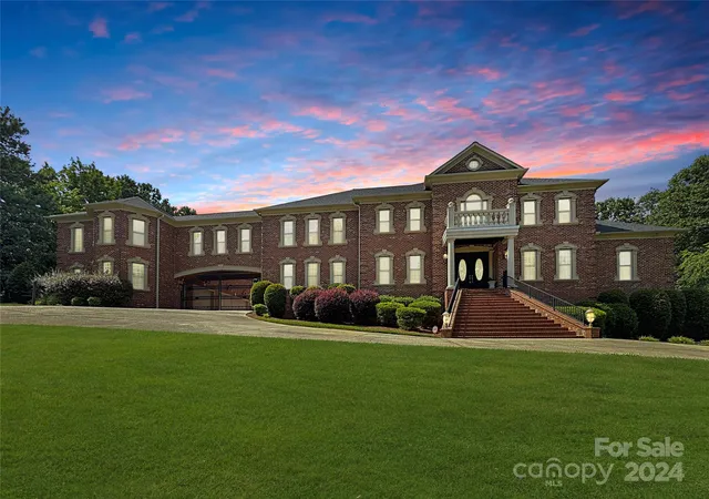 Photo 1 of Mansion for sale at 9100 Woodhall Lake Dr, Waxhaw, NC 28173 | MLS# 4151190 | Listing updated on 2026-04-15