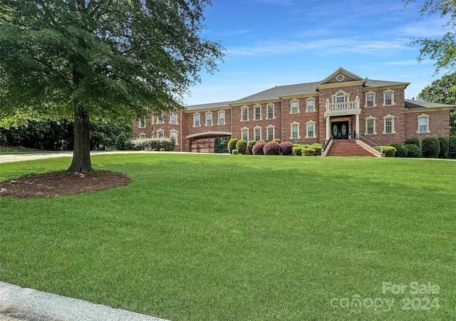 Photo 3 of Mansion for sale at 9100 Woodhall Lake Dr, Waxhaw, NC 28173 | MLS# 4151190 | Listing updated on 2026-04-15