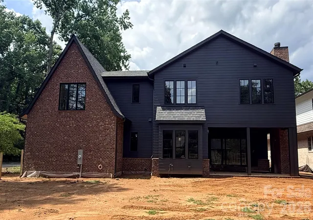 3rd image of 106 Hunter Ln, Charlotte, NC 28211 | MLS# 4158038