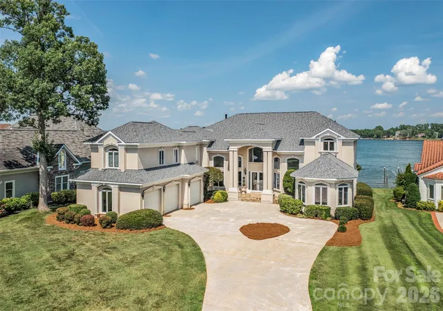 Photo 3 of Mansion for sale at 3446 Governors Island Dr, Denver, NC 28037 | MLS# 4158875 | Listing updated on 2026-10-07