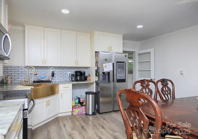 Photo 2 of Single family home for sale at 3119 Hickory Hwy, Statesville, NC 28677 | MLS# 4161223 | Listing updated on 2026-09-02