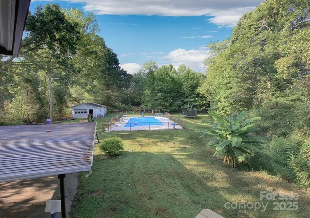Photo 3 of Single family home for sale at 3119 Hickory Hwy, Statesville, NC 28677 | MLS# 4161223 | Listing updated on 2026-09-02