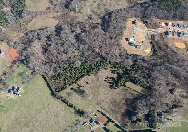 2nd image of 14520 Beatties Ford Rd, Huntersville, NC 28078 | MLS# 4173314