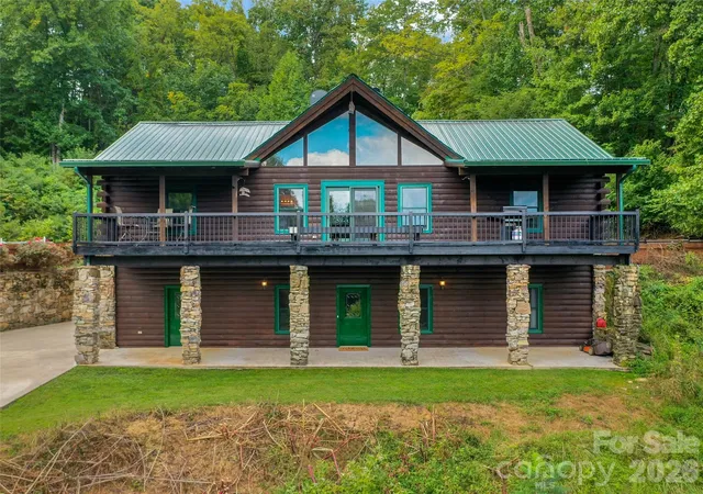 Photo 4 of Single family home for sale at 80 Austins Trl, Canton, NC 28716 | MLS# 4176412 | Listing updated on 2026-10-09