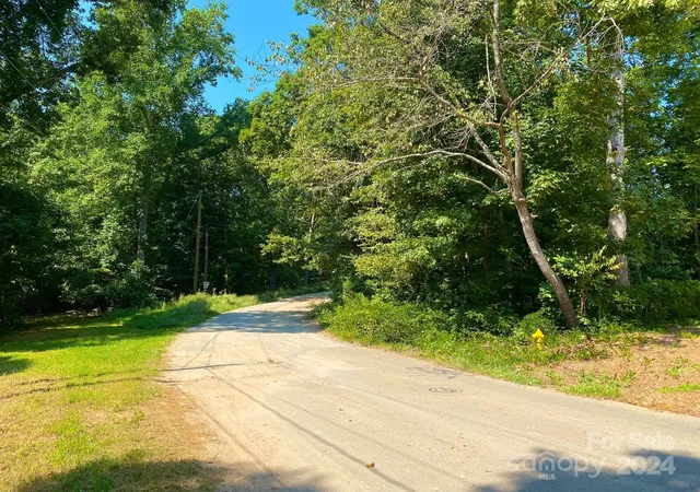 Photo 2 of Sale Pending at 4301 Perkins Rd, Charlotte, NC 28269 | MLS# 4178102 | Listing updated on 2026-08-24