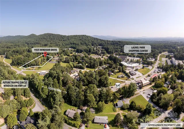 Homes for sale in Laurel Park, NC | 1925 Windsor Dr, Laurel Park, NC 28739 | MLS# 4178720