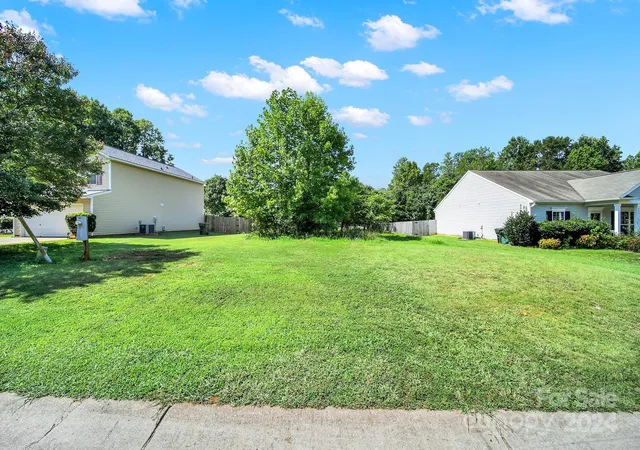 Homes for sale in Clover, SC | 743 Victory Gallop Ave, Clover, SC 29710 | MLS# 4179450