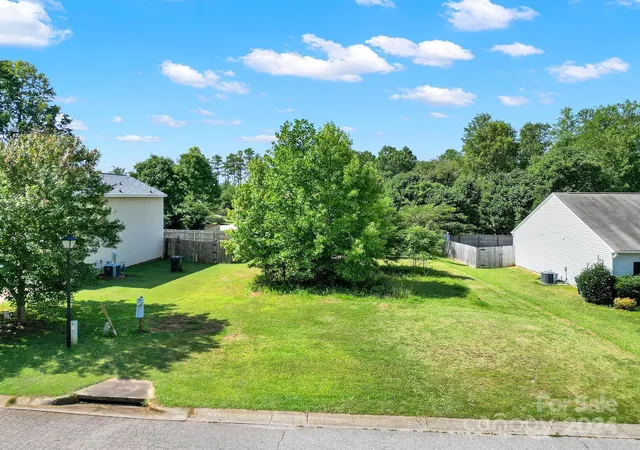 Homes for sale in Clover, SC | 743 Victory Gallop Ave, Clover, SC 29710 | MLS# 4179450