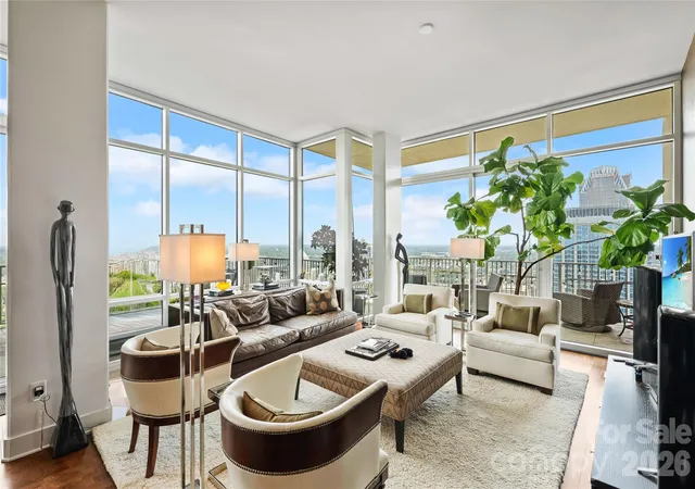 3rd image of 215 N Pine St #3705, Charlotte, NC 28202 | MLS# 4186939