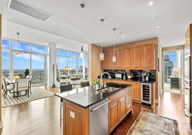 5th image of 215 N Pine St #3705, Charlotte, NC 28202 | MLS# 4186939