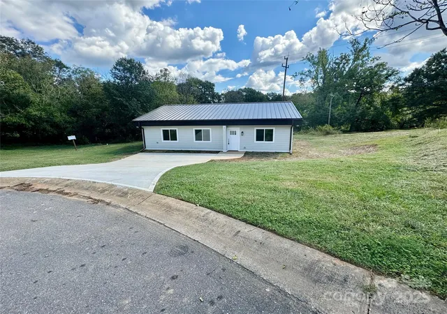3rd image of 901 Linney Ln, Shelby, NC 28152 | MLS# 4188208
