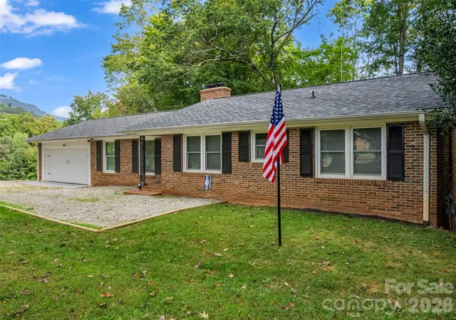 Photo 3 of Single family home for sale at 263 Blanton St, Columbus, NC 28722 | MLS# 4190973 | Listing updated on 2026-09-30