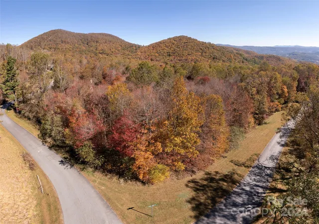 Photo 3 of Land for sale at 0 Grand Highland Dr #48, Hendersonville, NC 28792 | MLS# 4194882 | Listing updated on 2026-09-17