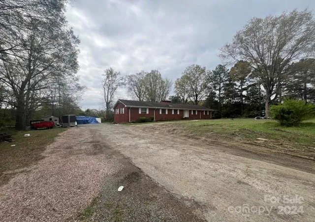 Homes for sale in Marshville, NC | 7014 E Marshville Blvd, Marshville, NC 28103 | MLS# 4195343