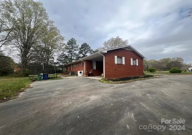 Homes for sale in Marshville, NC | 7014 E Marshville Blvd, Marshville, NC 28103 | MLS# 4195343