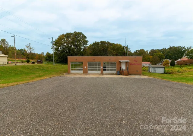 3rd image of 907 Bethlehem Rd, Kings Mountain, NC 28086 | MLS# 4195798