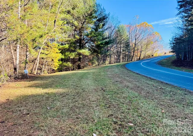2nd image of 609 Acres Lot 136/137 Johns Ridge Pkwy #136/137, Lenoir, NC 28645 | MLS# 4196879