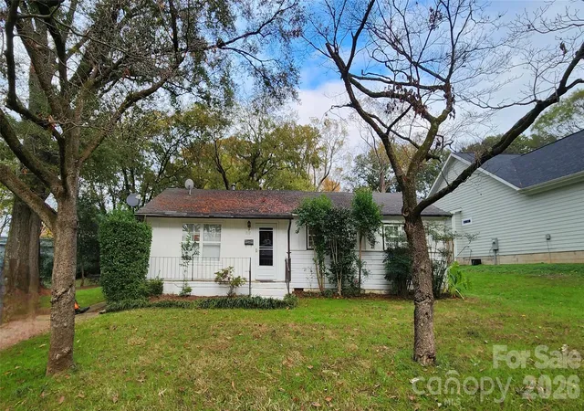 Photo 1 of Land for sale at 4103 Glenwood Dr, Charlotte, NC 28208 | MLS# 4198721 | Listing updated on 2026-10-24