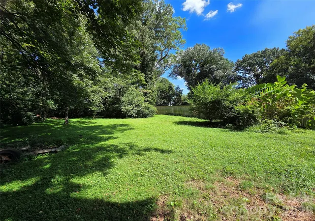 Photo 2 of Land for sale at 4103 Glenwood Dr, Charlotte, NC 28208 | MLS# 4198721 | Listing updated on 2026-10-24