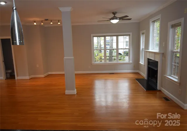 5th image of 809 Pine Forest Rd, Charlotte, NC 28214 | MLS# 4203407