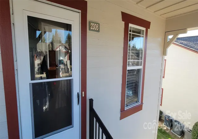 3rd image of 2306 Deermouse Way, Hendersonville, NC 28792 | MLS# 4205142