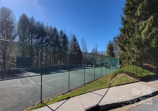 2nd image of 2306 Deermouse Wy, Hendersonville, NC 28792