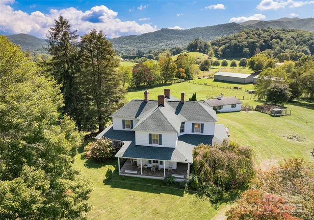 5th image of 4912 Pigeon Rd, Waynesville, NC 28786 | MLS# 4206700
