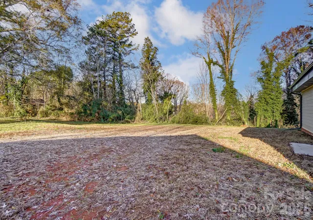 37th image of 1410 Deborah Cir, Shelby, NC 28150 | MLS# 4207250