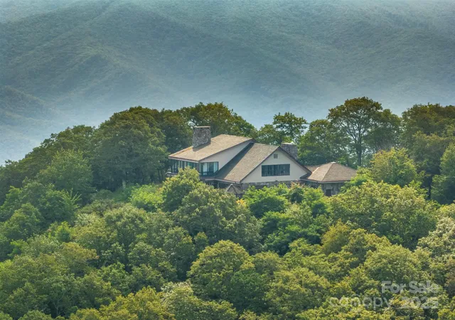 Photo 1 of Mansion for sale at 2200 Camp Branch Rd, Waynesville, NC 28786 | MLS# 4208410 | Listing updated on 2026-07-01