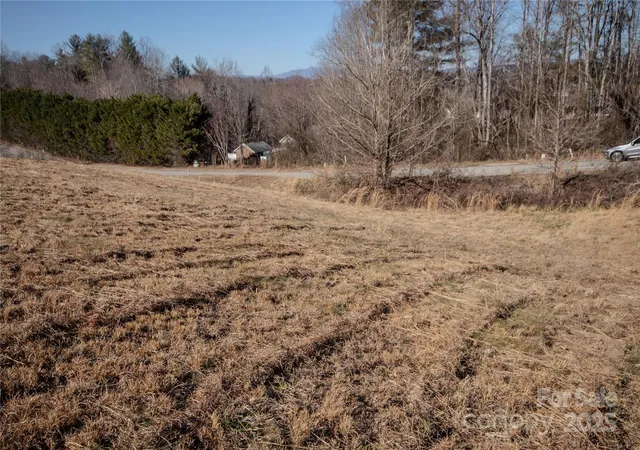 Photo 2 of Land for sale at 721 Chatsworth Cir Se #77, Lenoir, NC 28645 | MLS# 4209907 | Listing updated on 2025-12-09