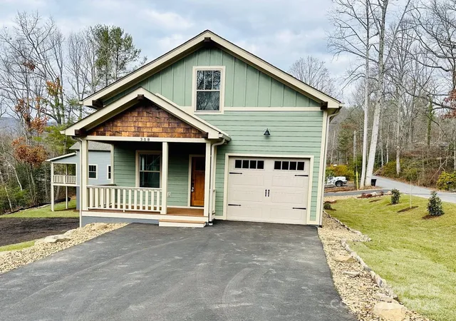 3rd image of 308 Ninth St, Black Mountain, NC 28711 | MLS# 4210597