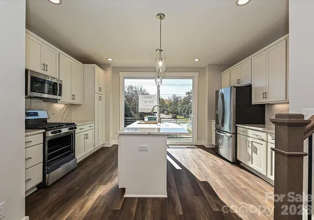 3rd image of 1229 E 34Th St #CSW0421, Charlotte, NC 28205 | MLS# 4211272