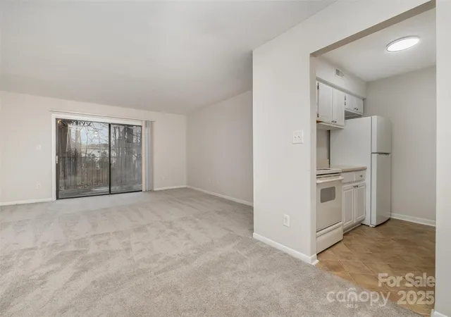 Photo 3 of Condominium at 133 Orchard Tr Ln #7, Charlotte, NC 28213 | MLS# 4212297 | | Sold on 2025-05-29