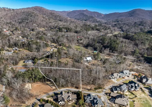 1st image of 7 Kiftsgate Ct #15, Asheville, NC 28804 | MLS# 4212715