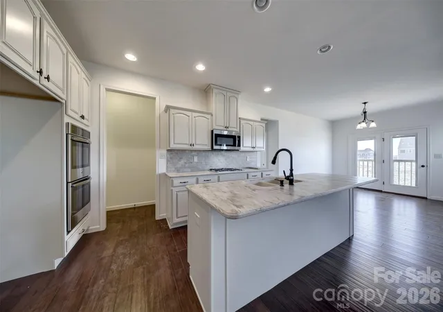 Photo 4 of Single family home for sale at Lot 1 Glenview Meadow Dr #Arcadia, Waxhaw, NC 28173 | MLS# 4216339 | Listing updated on 2026-10-20