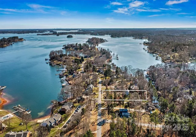 3rd image of 3995 Burton Ln, Denver, NC 28037 | MLS# 4219369