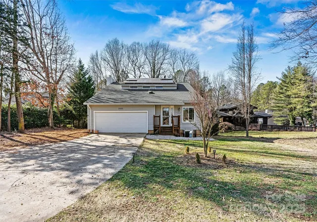 2nd image of 3995 Burton Ln, Denver, NC 28037 | MLS# 4219369