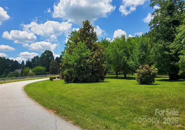 5th image of 755 Hamilton Dr, Columbus, NC 28722 | MLS# 4221169
