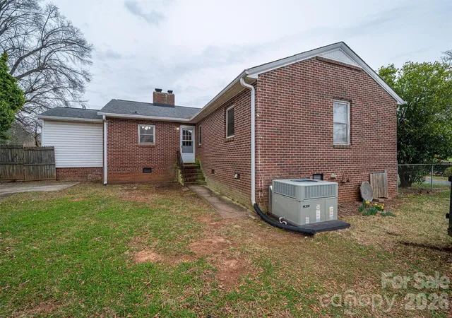 36th image of 816 South Point Rd, Belmont, NC 28012 | MLS# 4222826