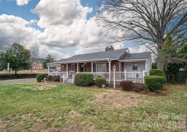 5th image of 816 South Point Rd, Belmont, NC 28012 | MLS# 4222826