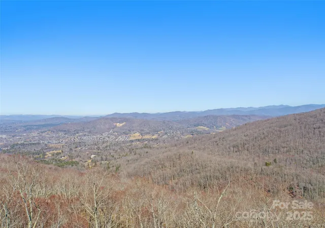 17th image of 000 16 East Garden Trl #16, Hendersonville, NC 28792 | MLS# 4226218