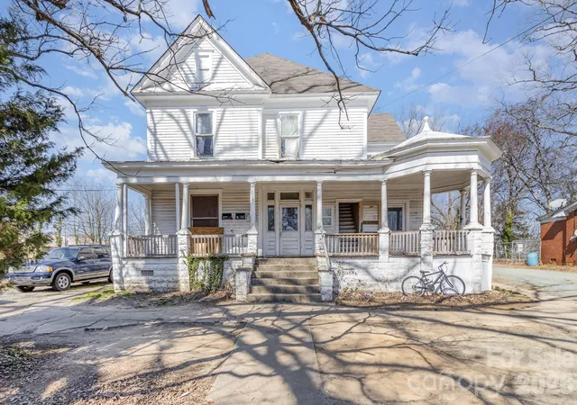 Photo 1 of Multi family home for sale at 616 N Mebane St, Burlington, NC 27217 | MLS# 4228232 | Listing updated on 2026-10-03