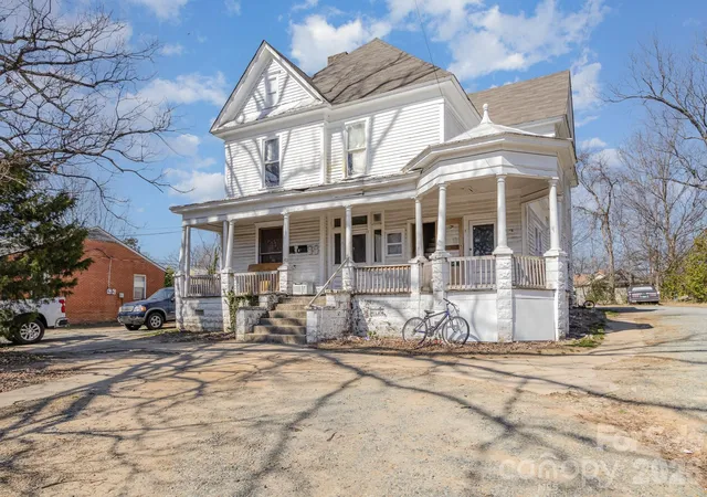 Photo 3 of Multi family home for sale at 616 N Mebane St, Burlington, NC 27217 | MLS# 4228232 | Listing updated on 2026-10-03