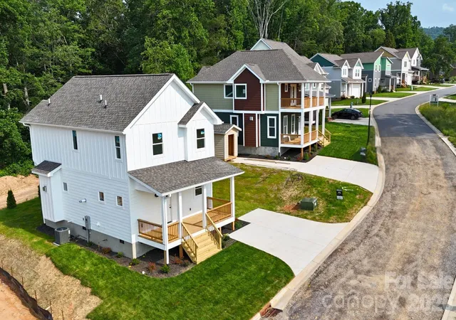 2nd image of 33 Loblolly Ln, Asheville, NC 28803 | MLS# 4228799