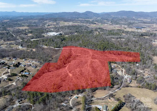Photo 1 of Land for sale at 9999 Star Point Dr, Hendersonville, NC 28792 | MLS# 4230615 | Listing updated on 2026-09-01