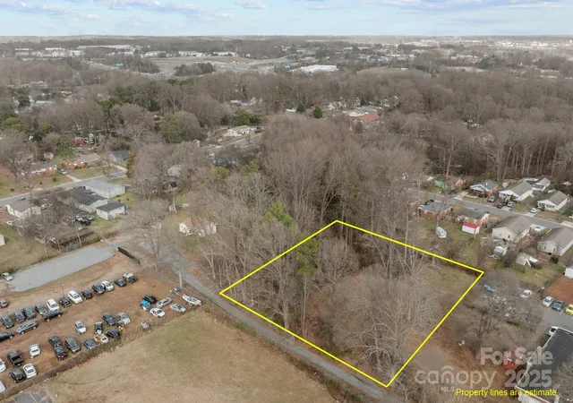 1st image of 2316 Custer St, Charlotte, NC 28216 | MLS# 4232099