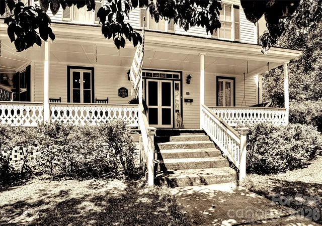 Photo 1 of Single family home for sale at 501 Buncombe St, Edgefield, SC 29824 | MLS# 4233509 | Listing updated on 2026-07-01