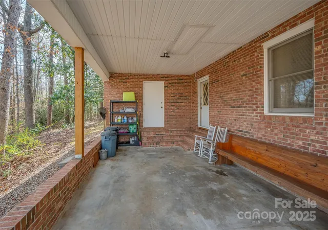 Photo 3 of Single family home for sale at 582 County Line Rd, Rutherfordton, NC 28139 | MLS# 4235377 | Listing updated on 2026-09-15