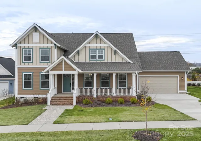 Homes for sale in Rock Hill, SC | 275 Luray Way #447, Rock Hill, SC 29730 | MLS# 4235922