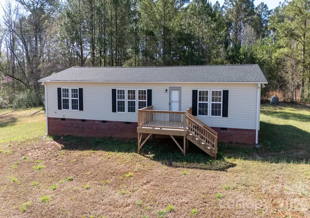 Homes for sale in York, SC | 348 John Thrift Rd, York, SC 29745 | MLS# 4239130